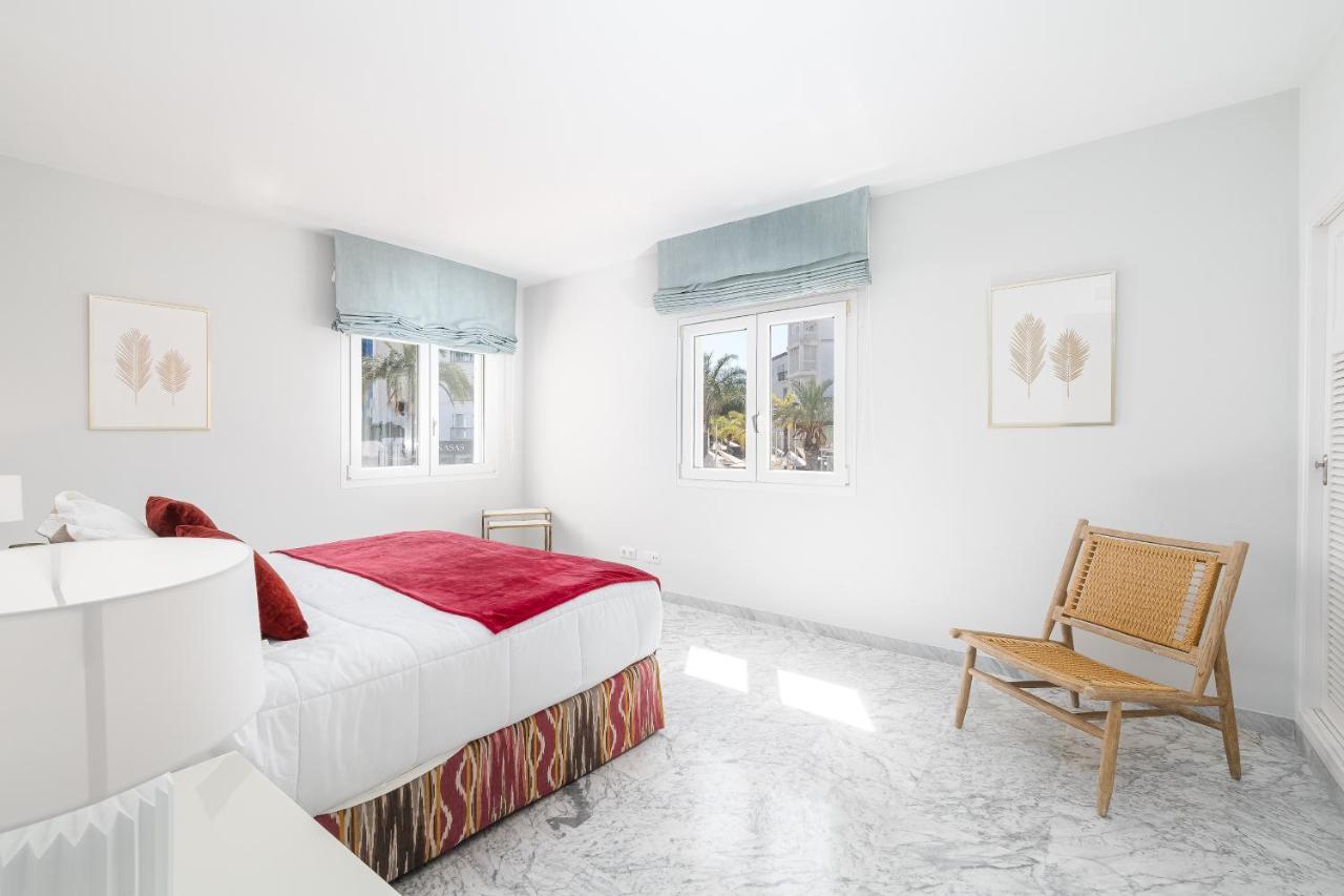 Beautiful 2 Bed Playas Del Duque + Parking Rdr294 Appartement Marbella